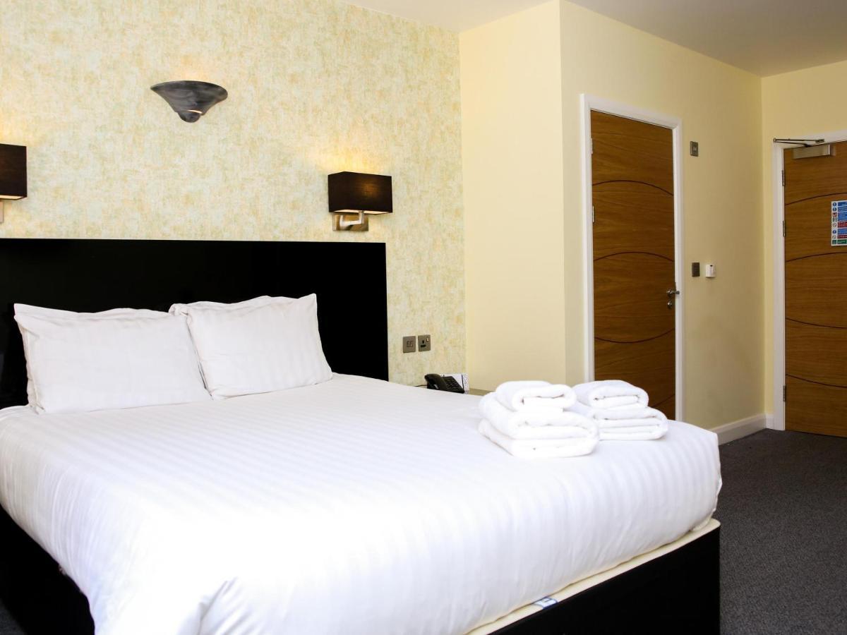 Oak Royal Hotel, Golf And Country Club Chorley  Exteriör bild